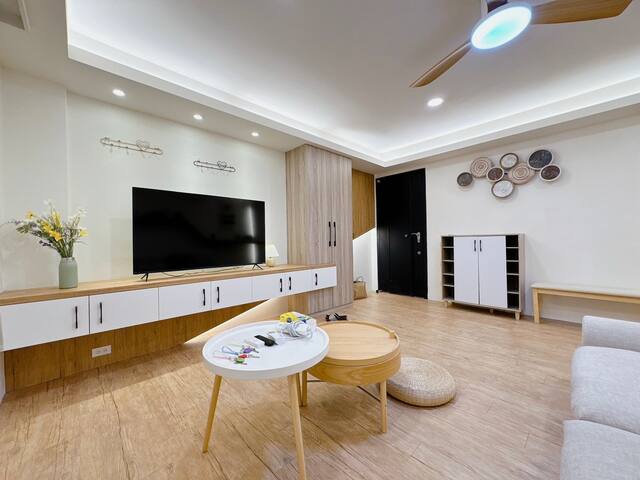 Da’an District Wood Style Home｜忠孝敦化｜ gallery image 2
