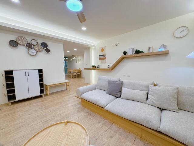 Da’an District Wood Style Home｜忠孝敦化｜ gallery image 5