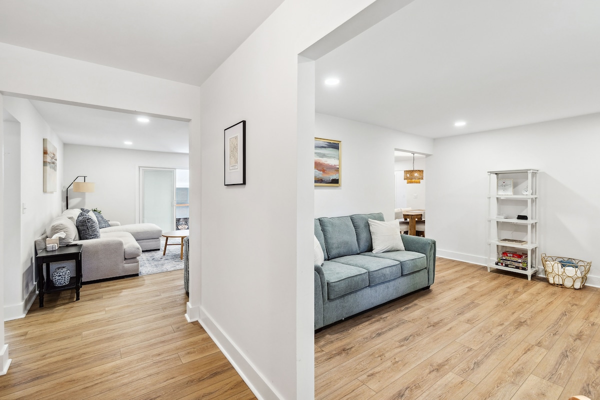 Top performing Airbnb: Pool~Near Plantations~Fire Pit~Sunroom~2500 SQ FT in Summerville
