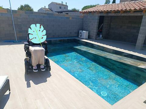 Villa with pool 15 min to sea