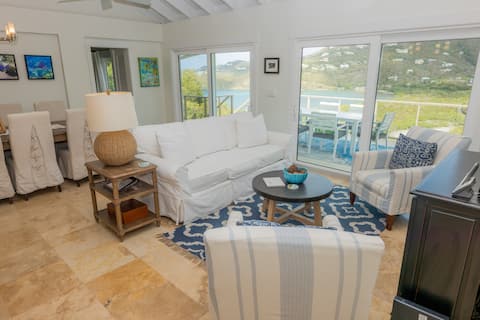 Top Airbnb: Casa Del Palmas ~ LOT + pool in Cruz Bay