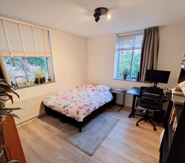 Schlafzimmer 2