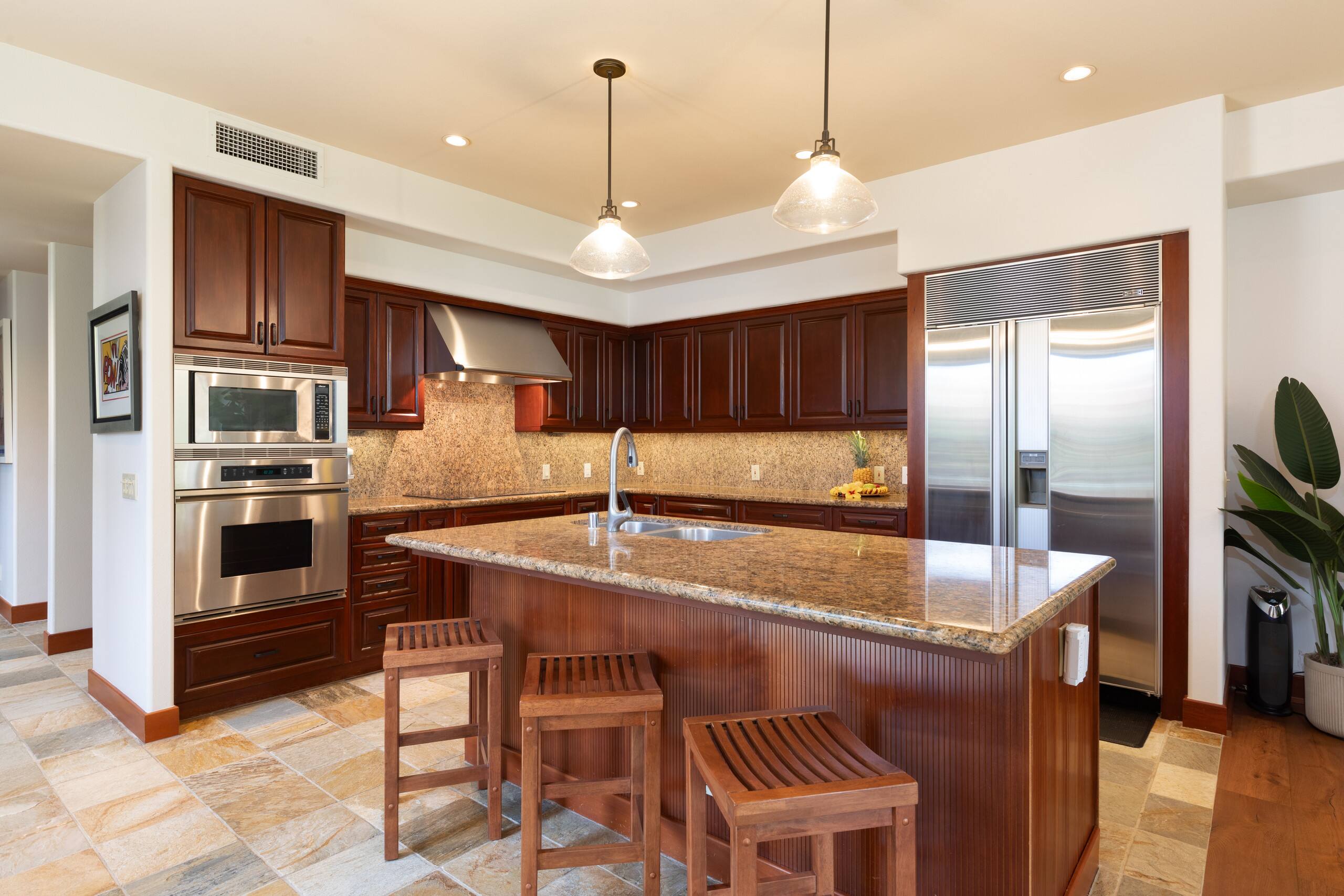 Home in Waimea · ★4.84 · 3 bedrooms · 4 beds · 3.5 baths - Image 9