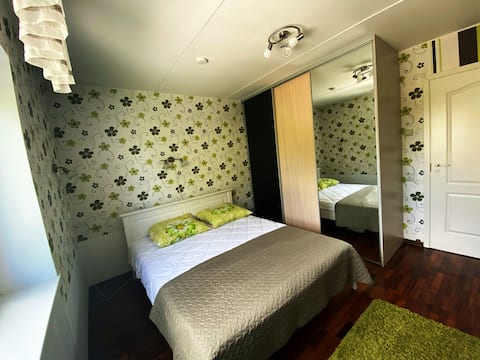 Spacious apartment for up to 5 people in Võru city