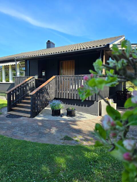 Villa in central Borgholm!
Close to beach & square.