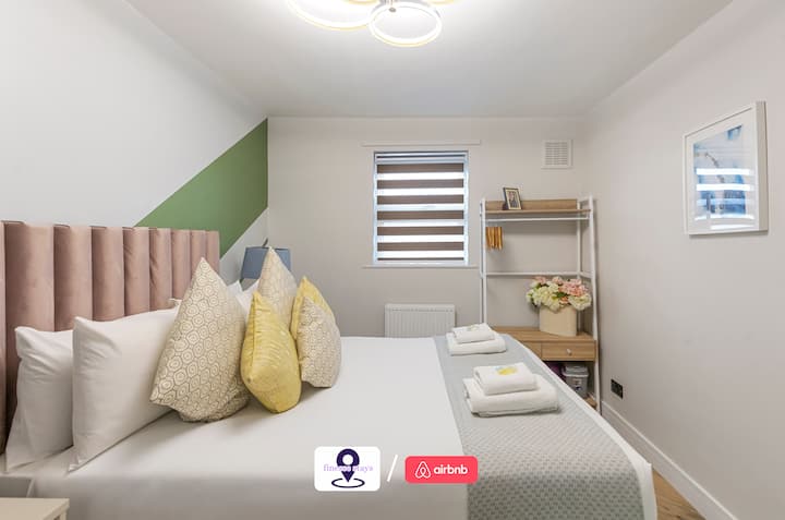 Spálňa v Finesse Stays Short Lets & Serviced Accommodation