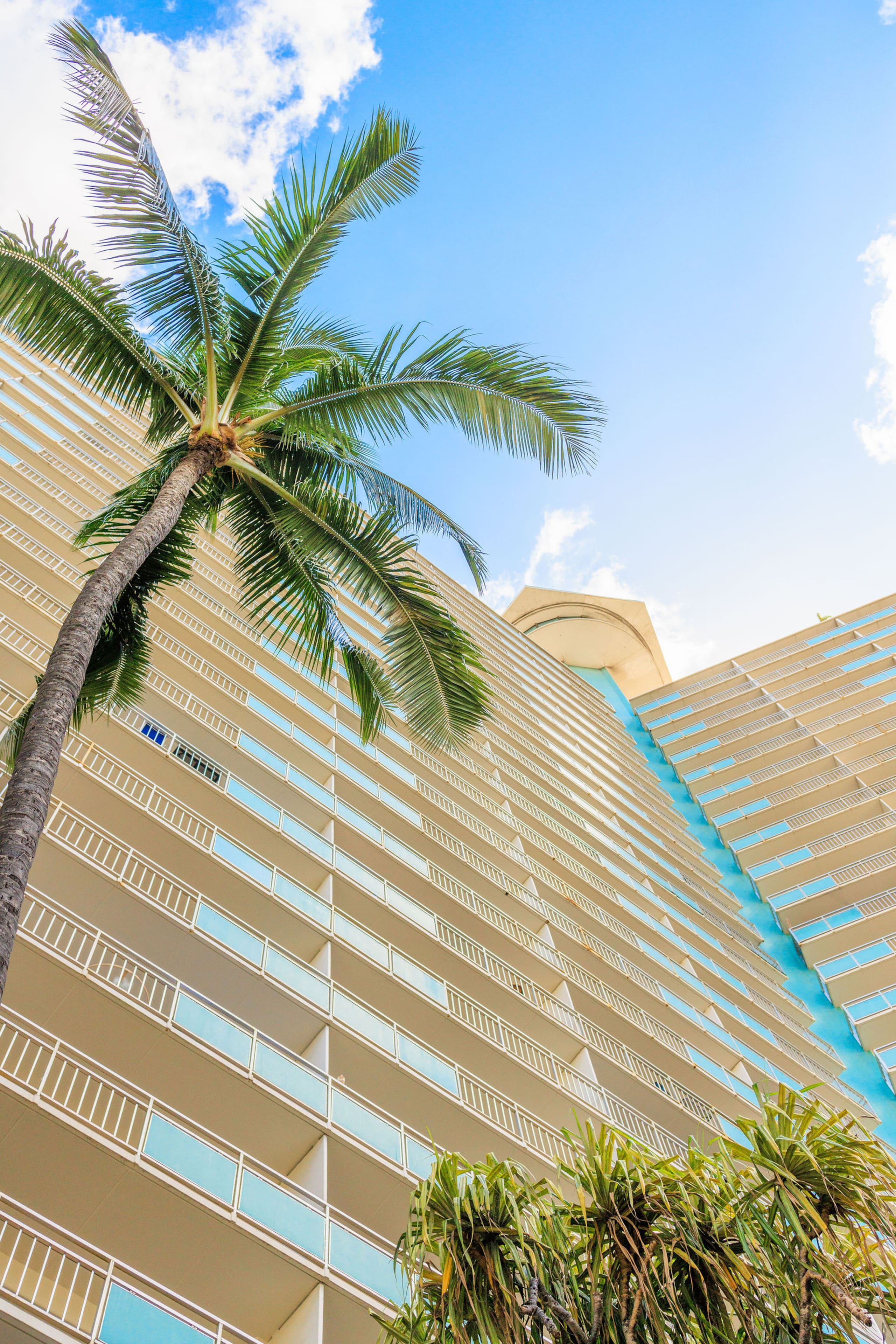 Waikiki Ocean View - Ilikai 808 + Free Parking - Image 28