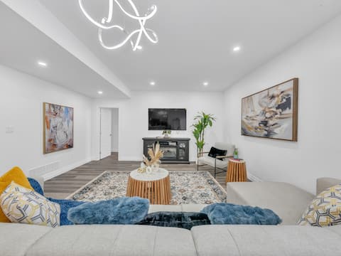 A Cozy 3-Bedroom Apartment in Prime Location