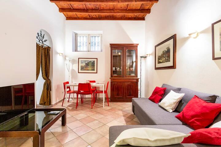 Elegant Apartment near Teatro Alla Scala gallery image 2