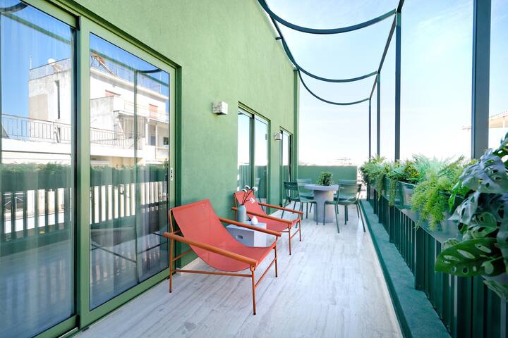 The Ark Athens – Classy Penthouse W/ Rooftop + Gym gallery image 4