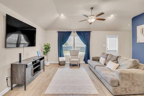 Successful Airbnb property: Casa Azul: Near Lackland, Seaworld, Downtown Area in United Southwest
