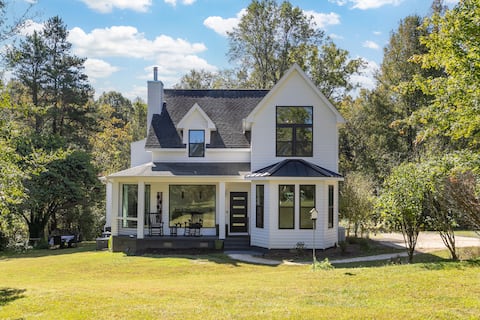 Escape the Chaos! Reset on a Peaceful 5-Acre Farm