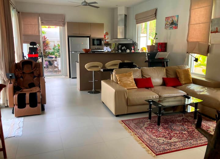 Cozy And Stylish 3 Bedroom Villa In Hua Hin - Hua Hin