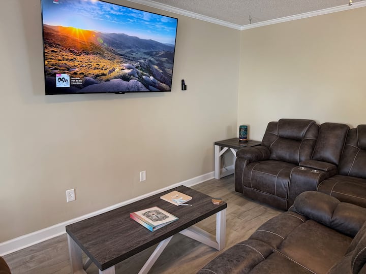 Dog Friendly/speakeasy/office/near Beach*unleashed - North Myrtle Beach, SC