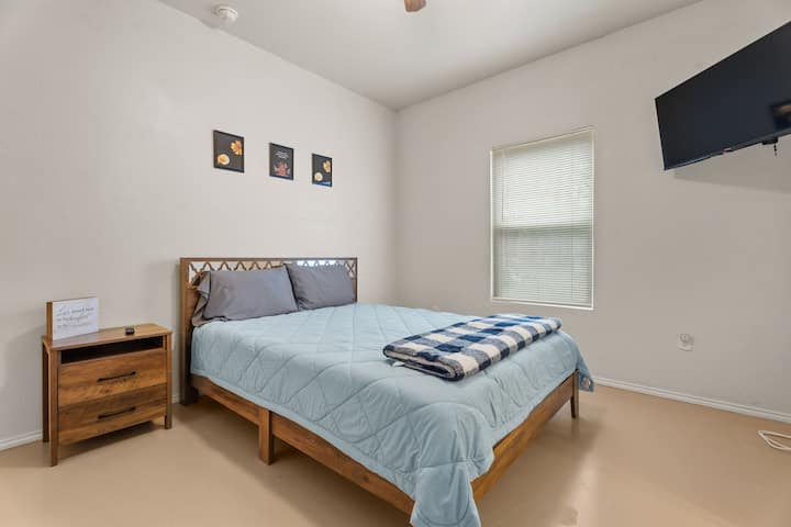 Основна спалня