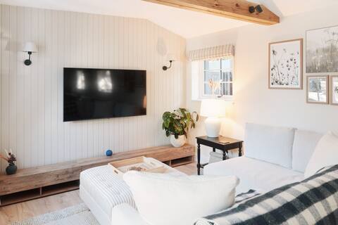 The Stables w/ Hot Tub & Gym