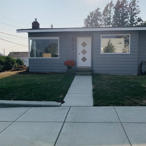 Charming Home with Windmill Views Located Downtown