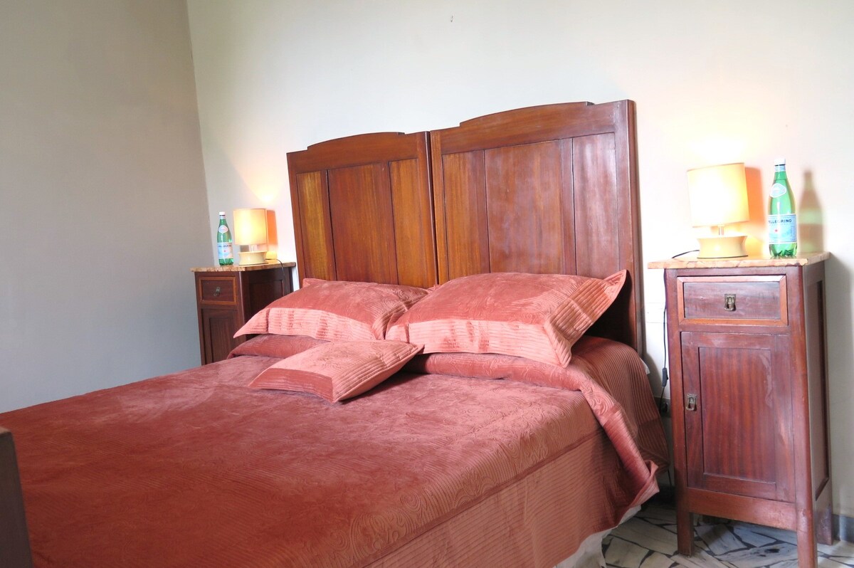 საძინებელი 2