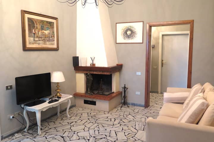 Large Apartment Within Relax Nature And Vineyards - Tuscany