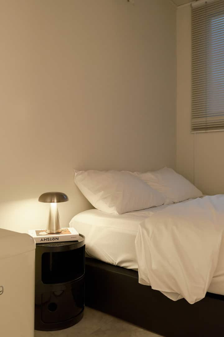 საძინებელი 3