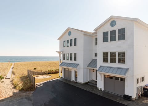 Stunning Beachfront Dream Home