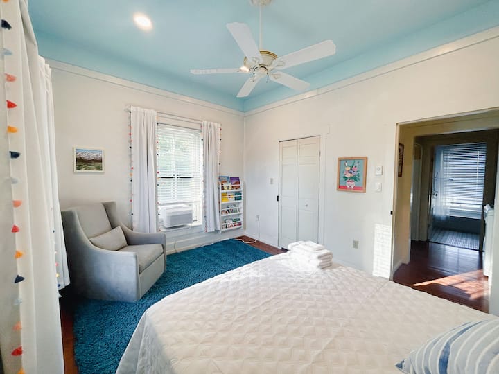 საძინებელი 1