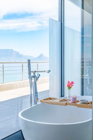 Greek-Themed Penthouse with Panoramic Views