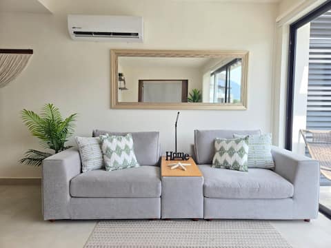 Top Airbnb: Amazing and stylish condo in Puerto Vallarta! en Puerto Vallarta