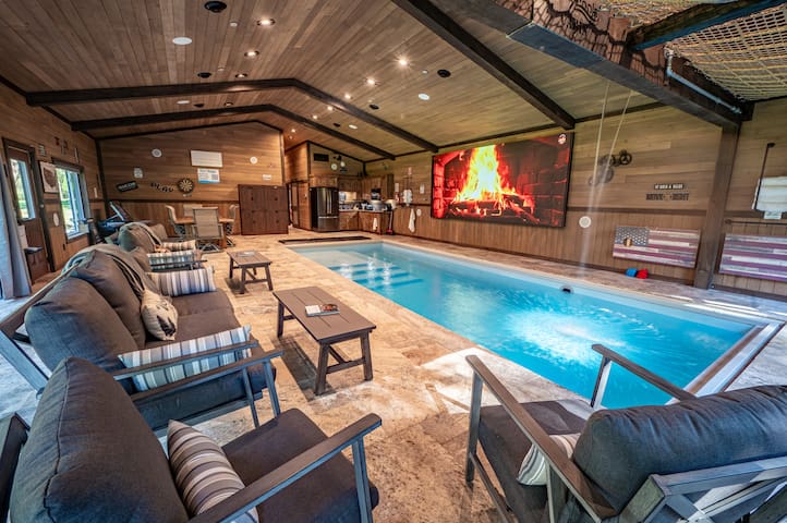 Luxury Indoor Pool Hot Tub Lake Pepin & Arcade