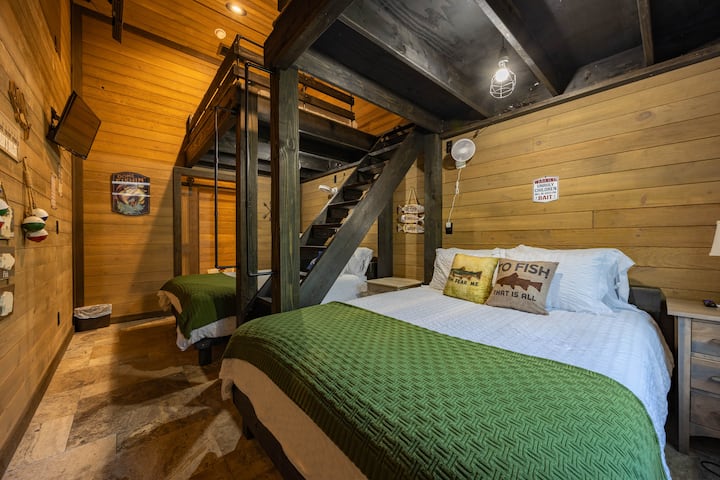 Let the kids enjoy the night together in our bunk room!