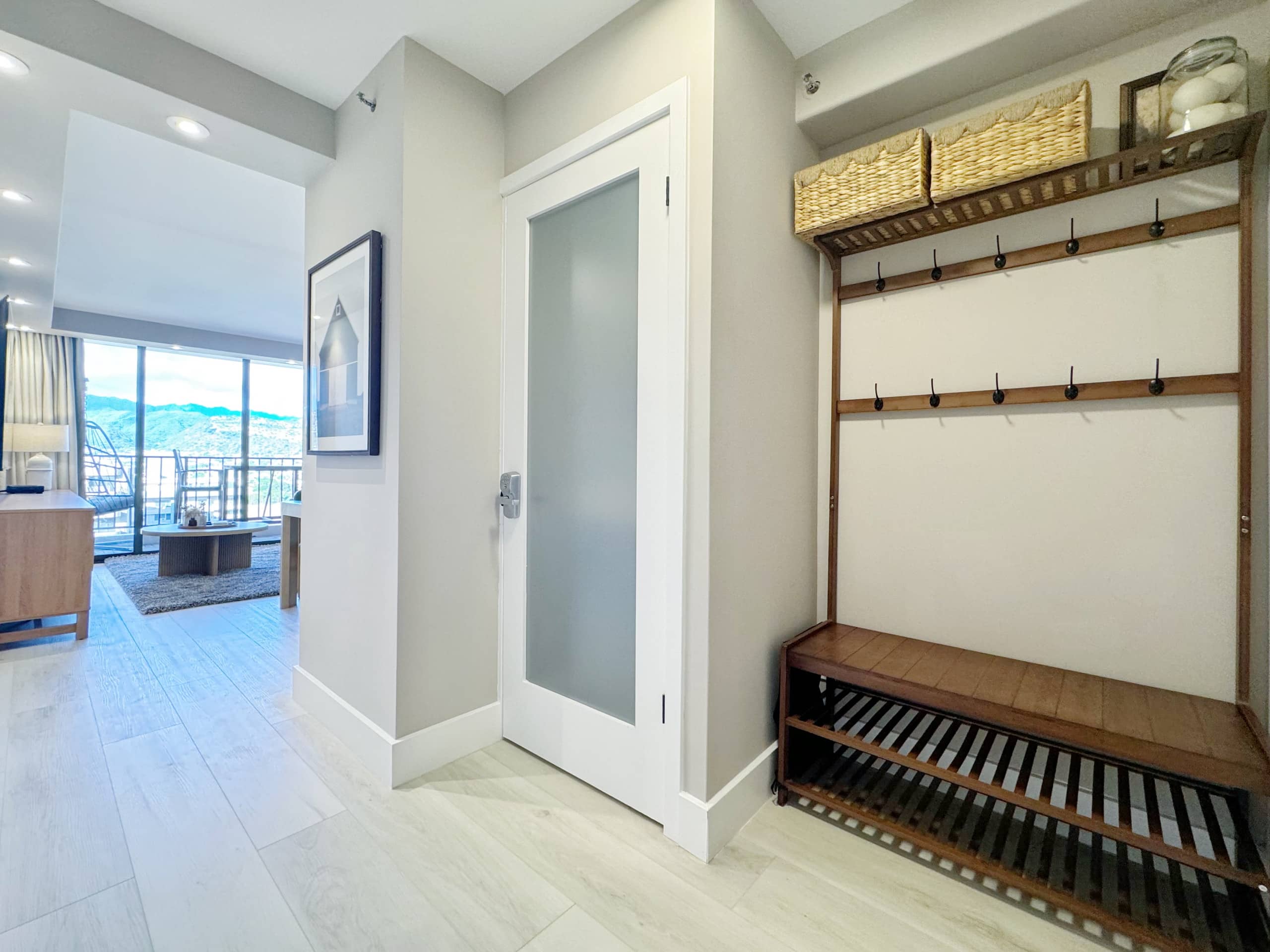 19F-Upscale Modern 1BR-Mountain View- Free Parking - Image 18