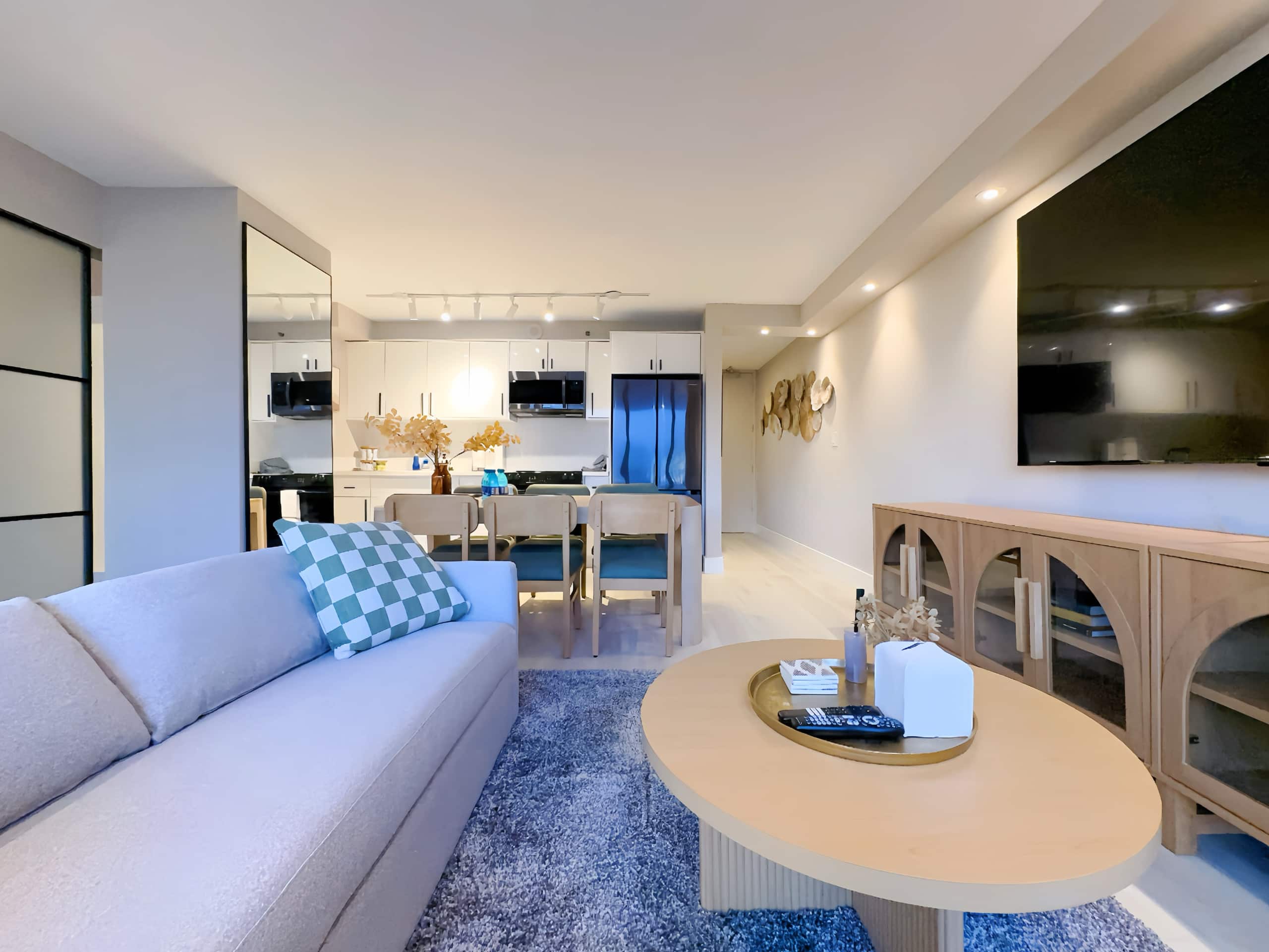 19F-Upscale Modern 1BR-Mountain View- Free Parking - Image 16
