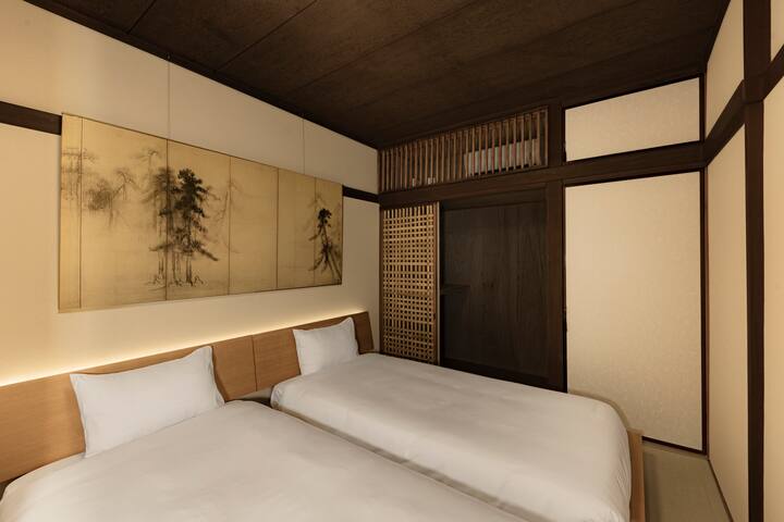 侘び寂び 新宿すぐ近くで日本の伝統を感じる 駅4分 6ベッド gallery image 3