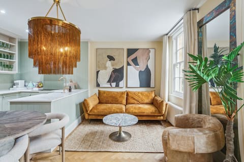 Mayfair 1-bed Boutique-Style Apt-Interior Designer