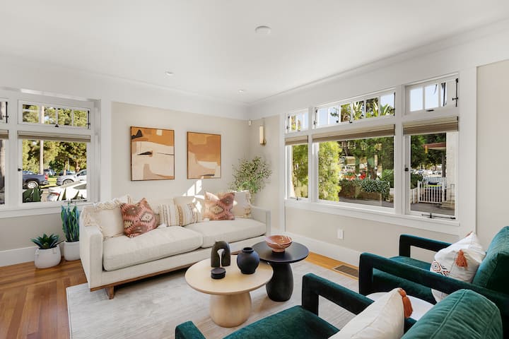 New, 4 Bed/4.5 Bath, Balboa Park, 3 En Suite Rooms - San Diego, CA
