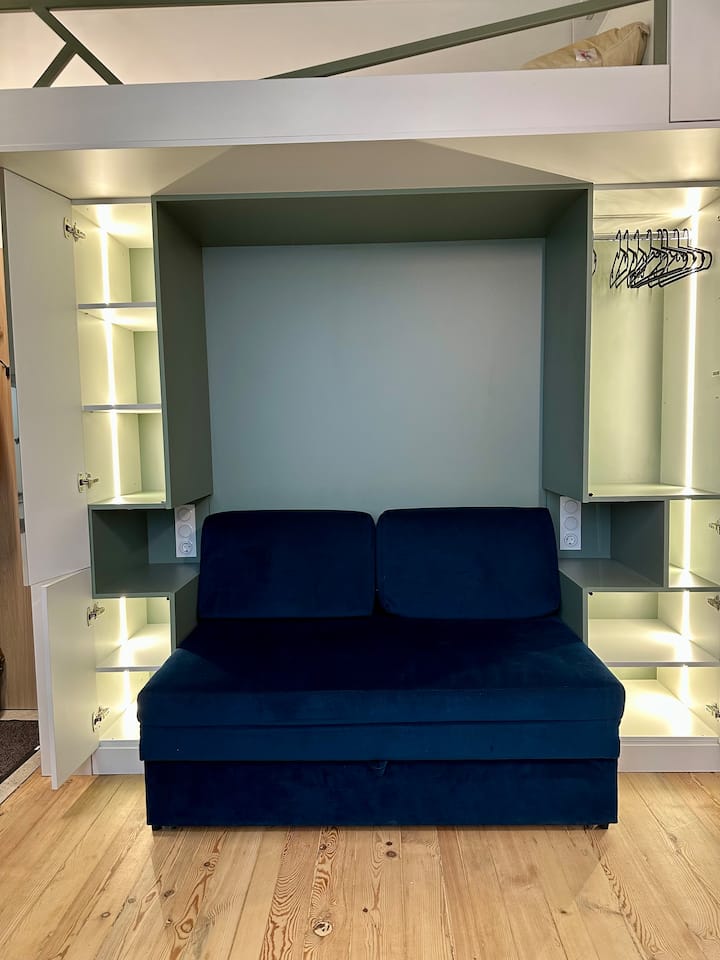 Work Friendly Bright Attic Studio | Central Sofia - Sofia