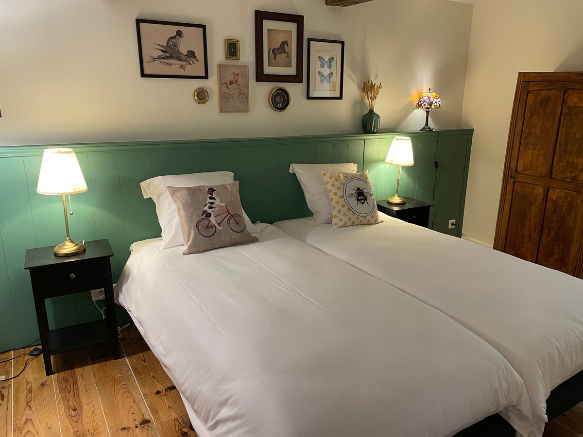 საძინებელი 1