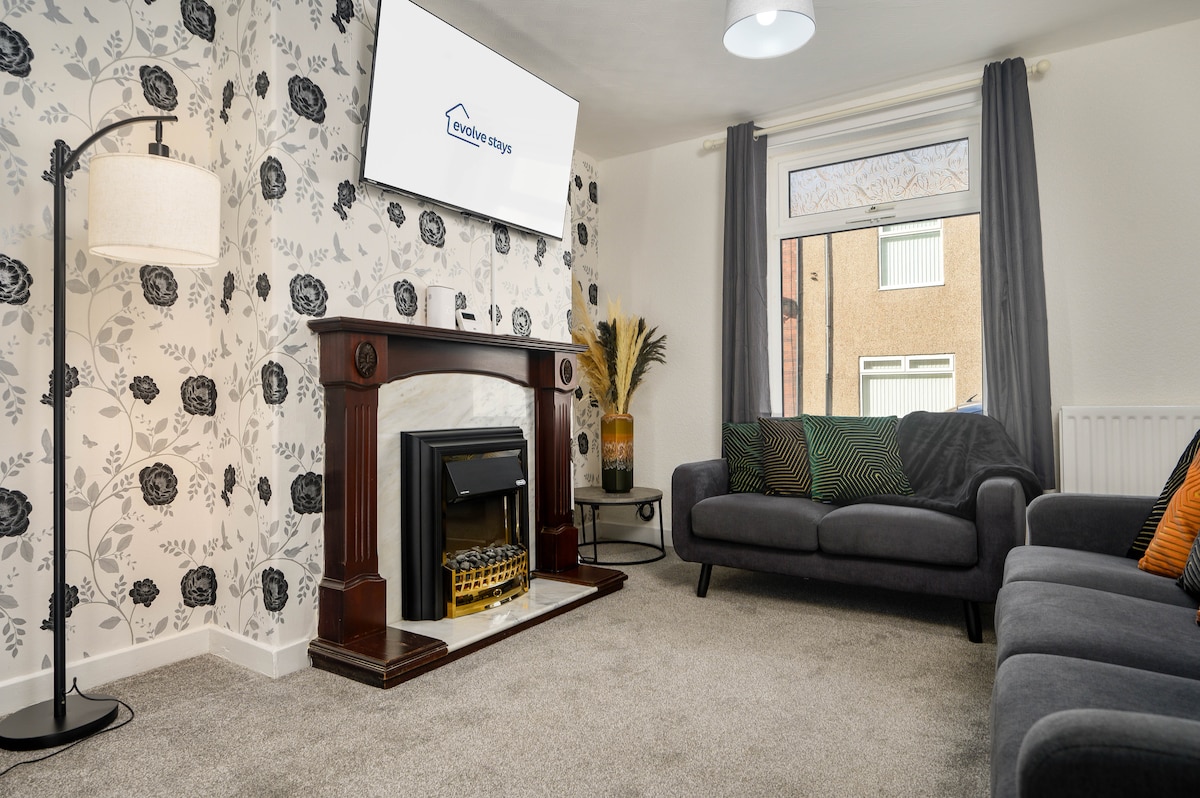 Top Airbnb: Home for 5 | Free Parking | All Amenities a Saltburn, Marske And New Marske