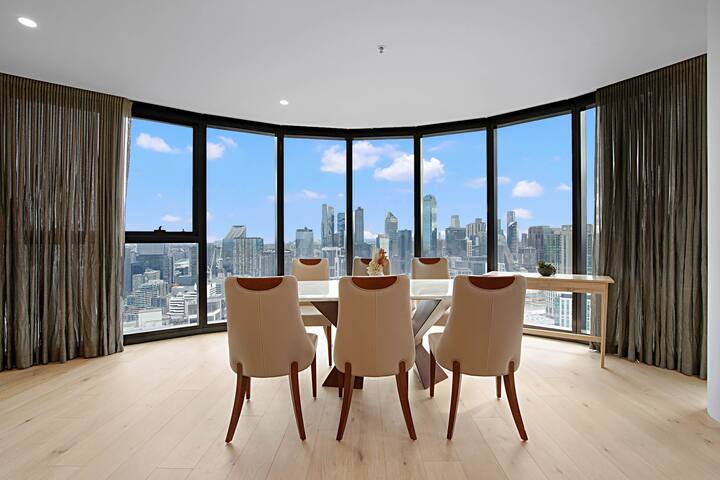 Sub-Penthouse with Stunning View gallery image 3