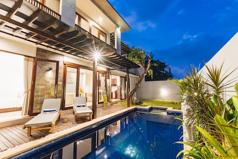 Serene Retreat Villa - 6 mins to East Beach Bali