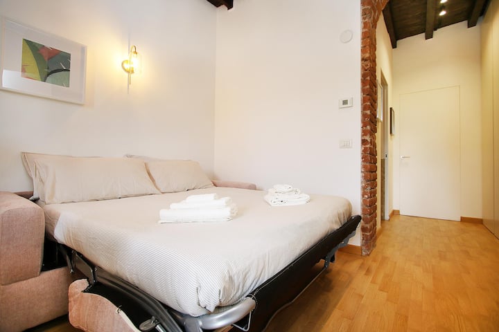 Boutique Apt | Metro M3 2 Min | Fondazione Prada - Milaan