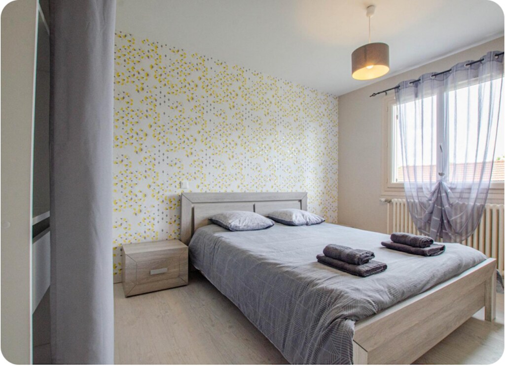 غرفة النوم 1