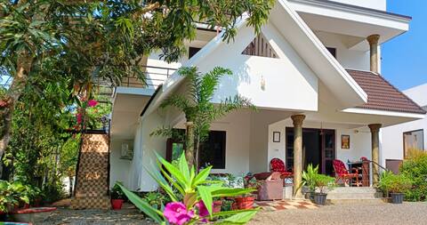 Alma Marari Private 1st Floor 3BR Kitchen