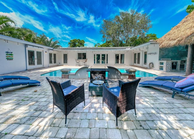 Flamingo Palms gallery image 2