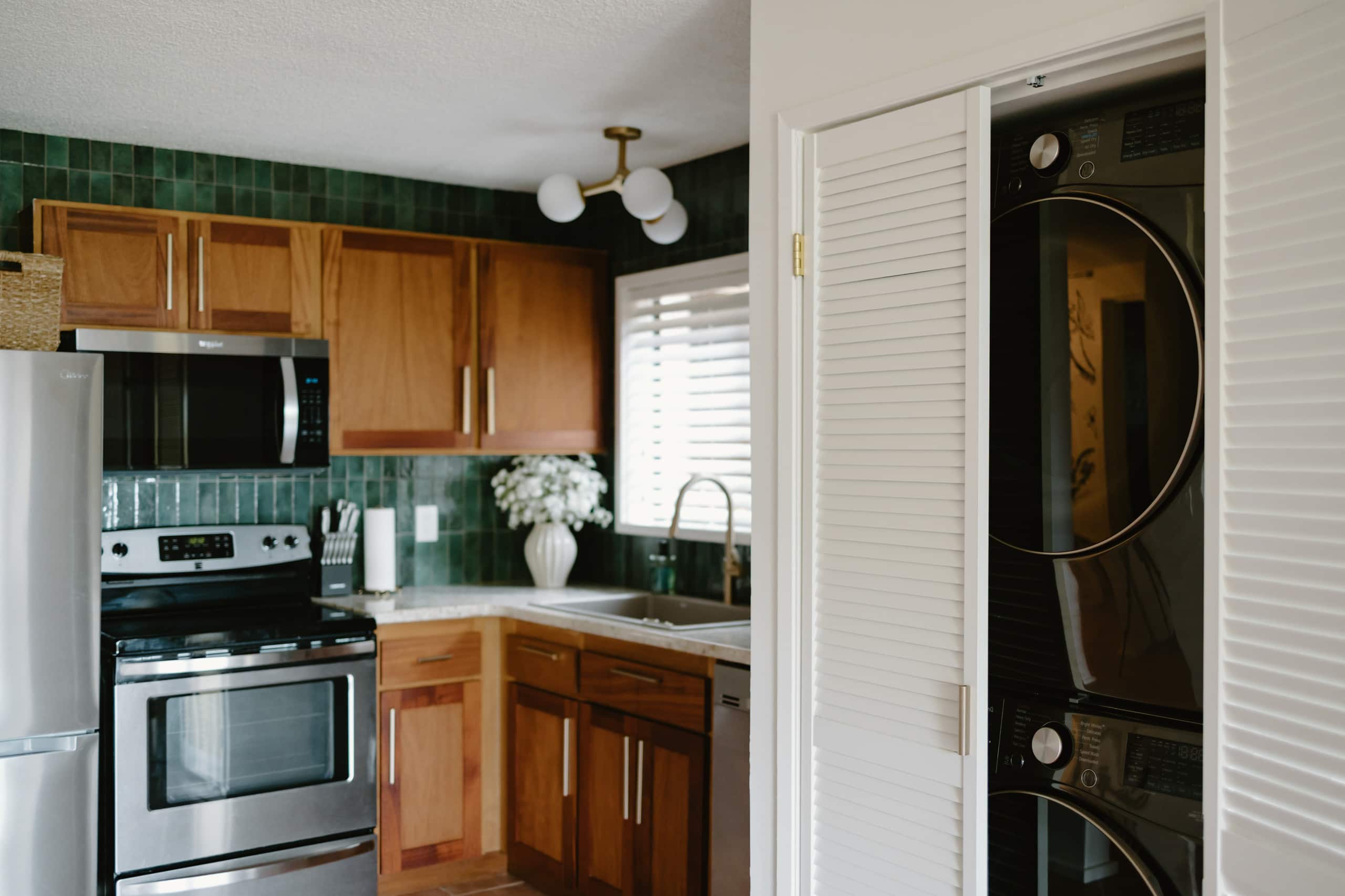 Seaside Haven- Oceanfront/Local Art/AC - Image 51