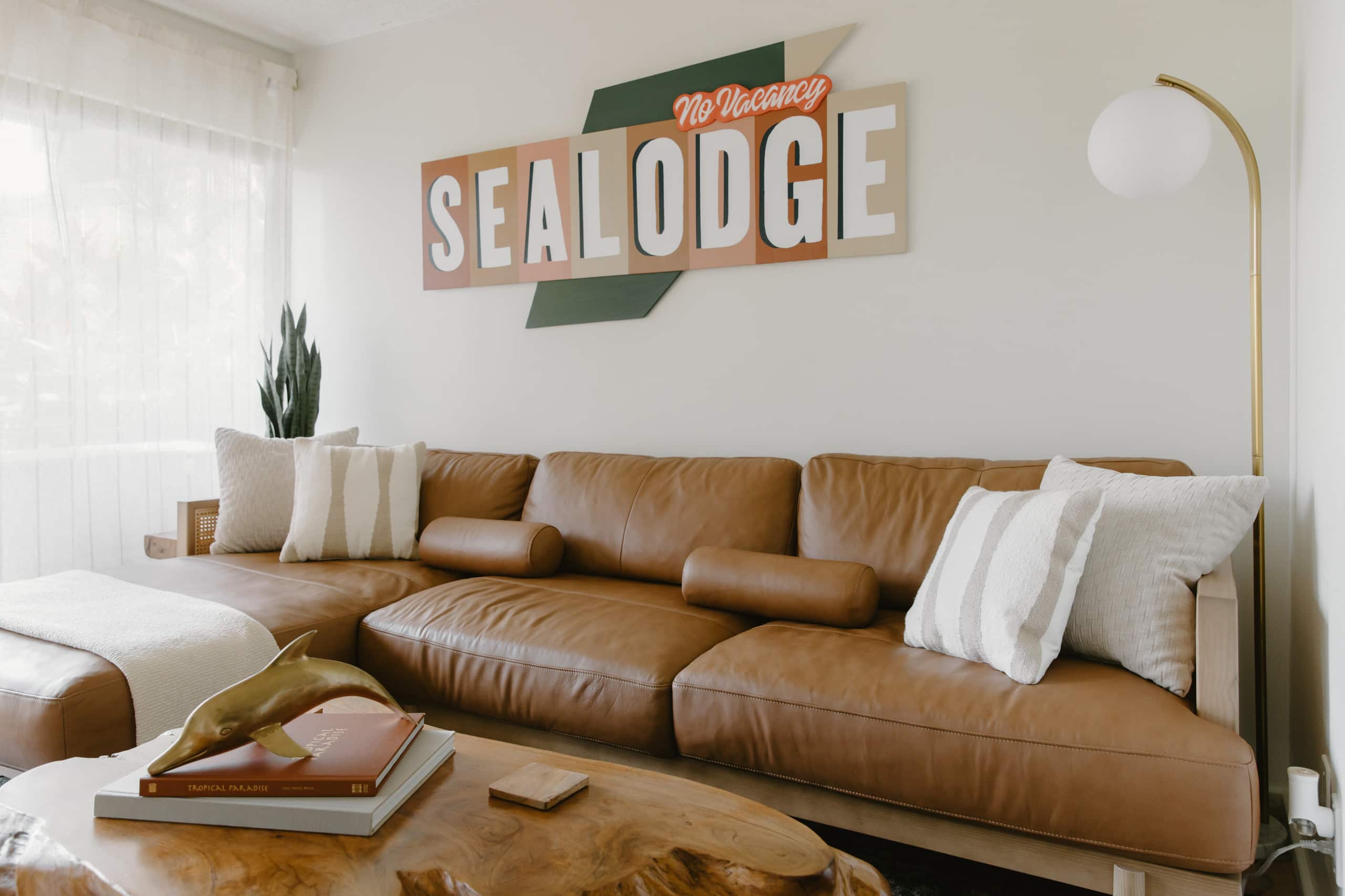 Seaside Haven- Oceanfront/Local Art/AC - Image 2