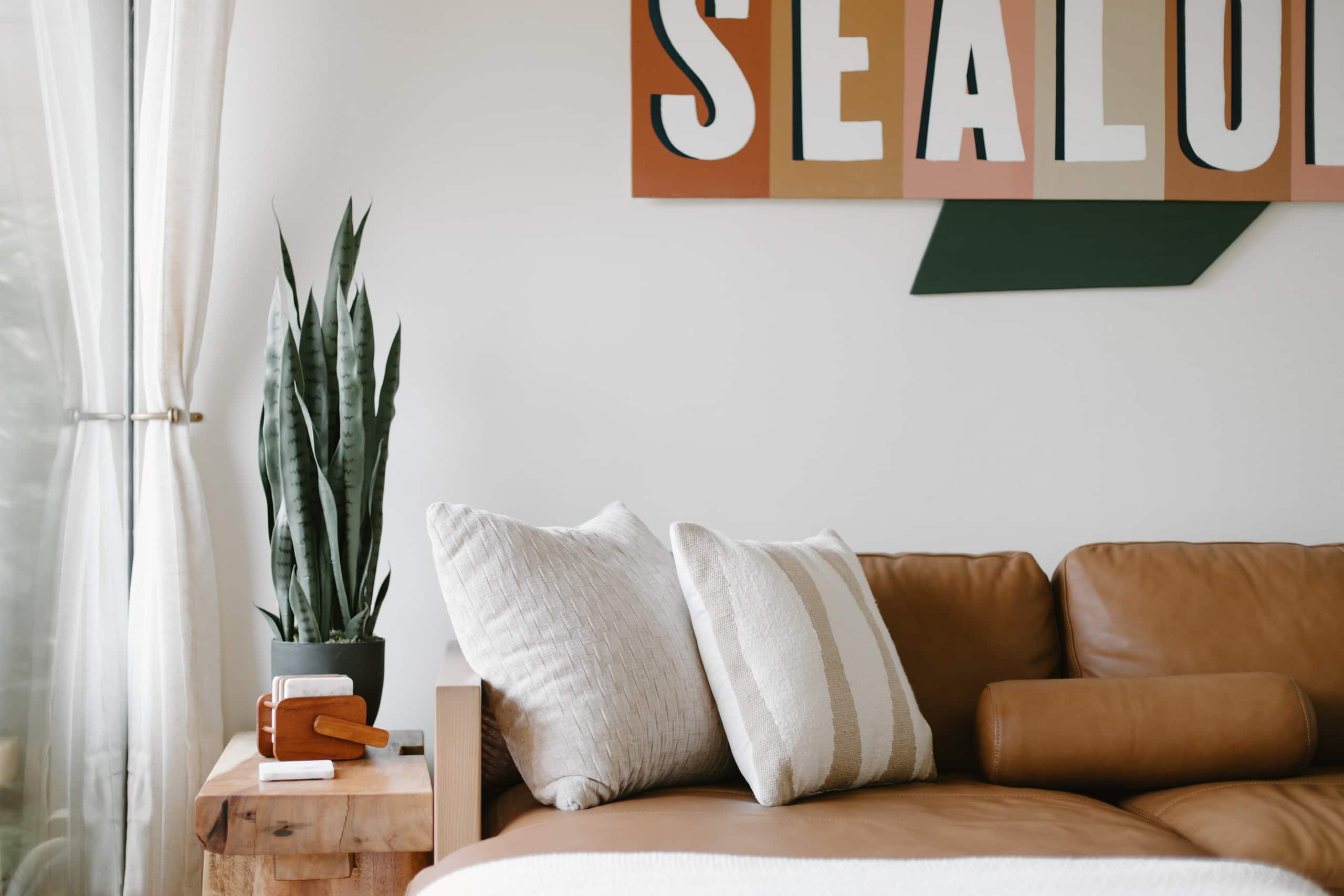 Seaside Haven- Oceanfront/Local Art/AC - Image 4