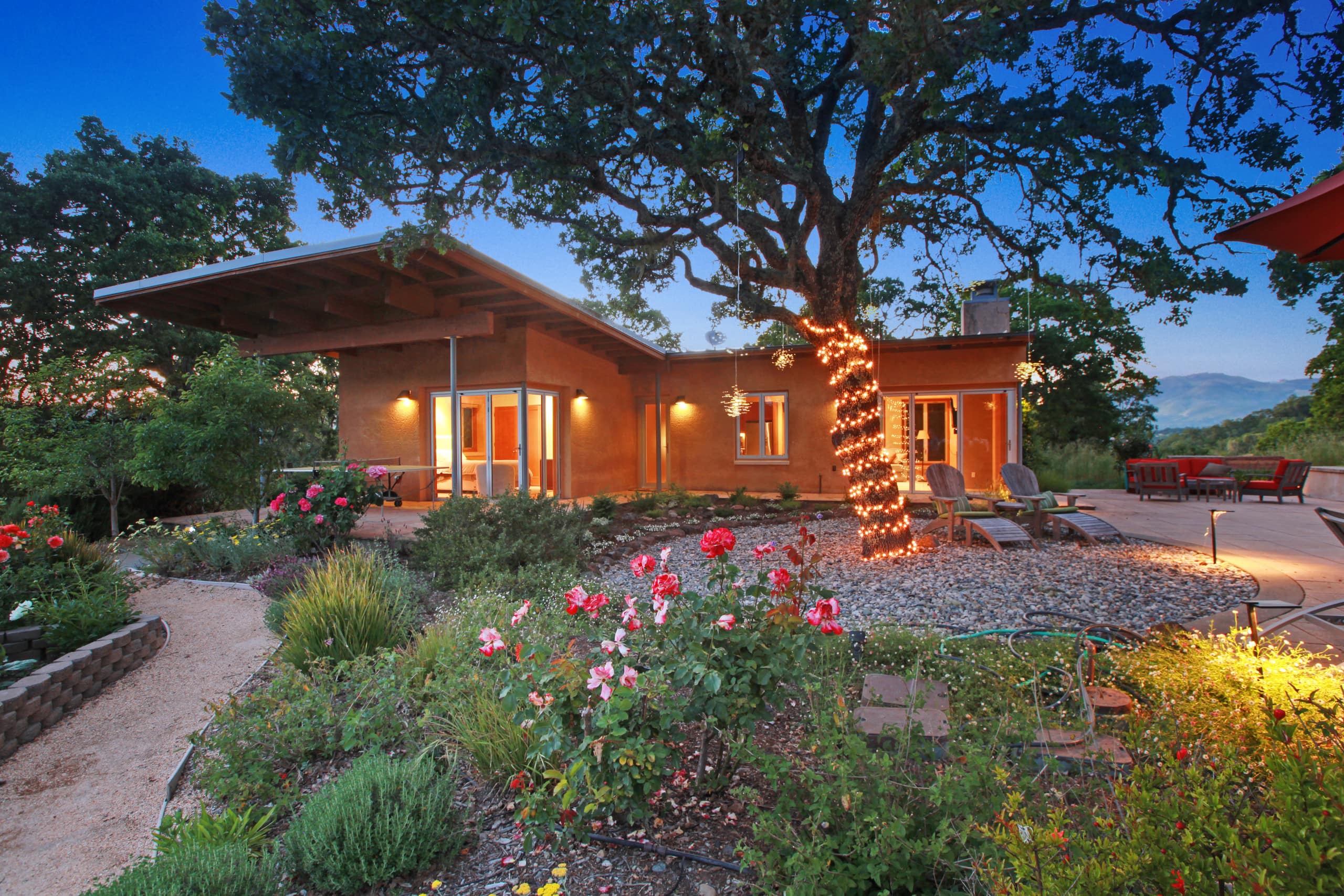 Tula Vista Glass-Walled Wine Country Home - Photo 33