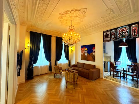 Top Airbnb: 7Heaven Vienna Center Apartments - Schiele in Neubau