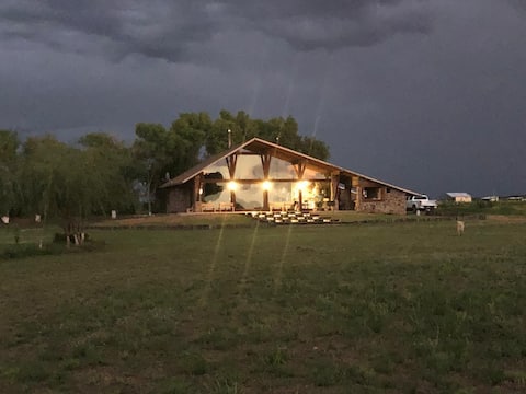Beautiful cabin near the city